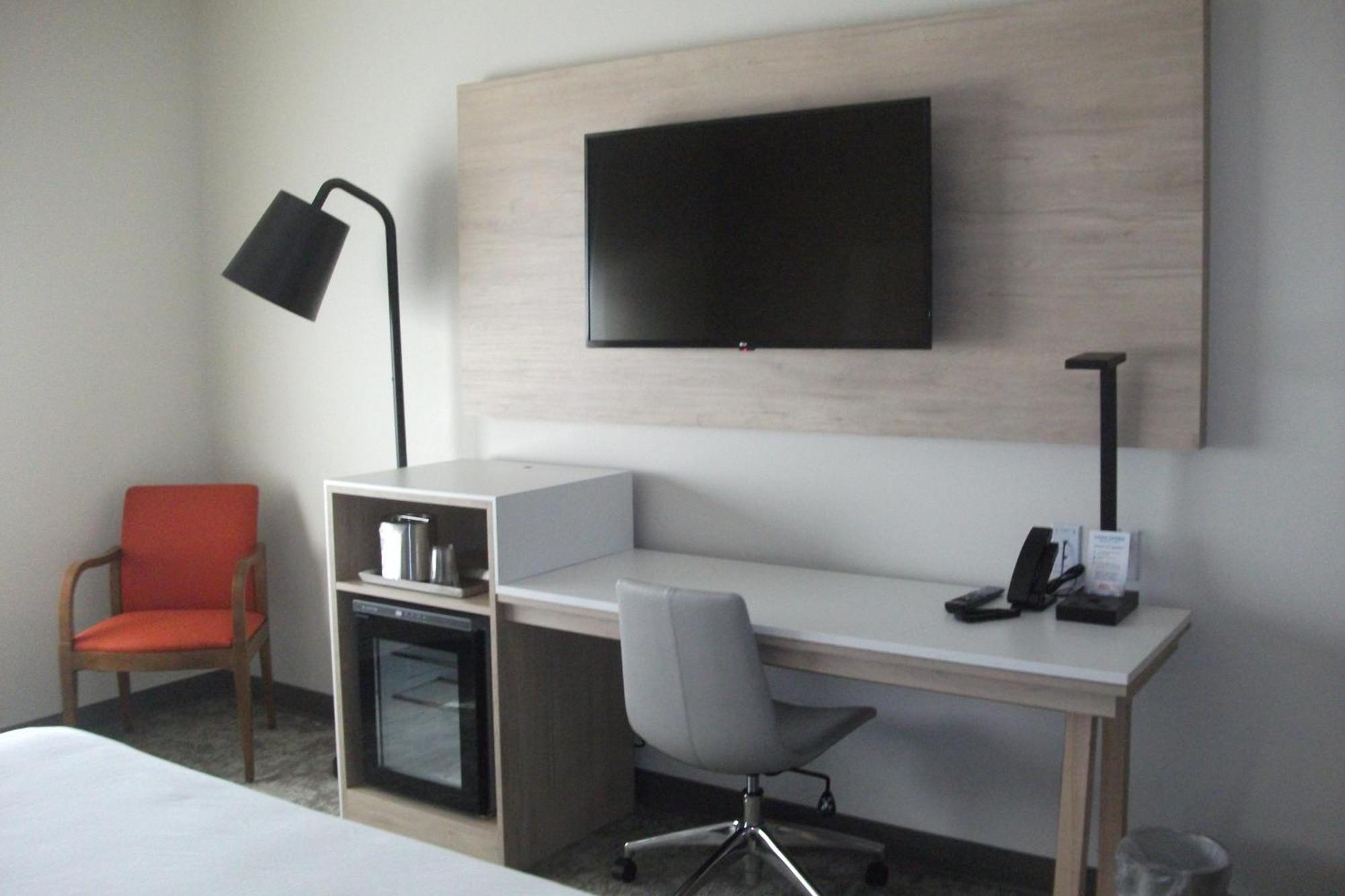 Radisson Hotel Pendleton Airport Екстериор снимка
