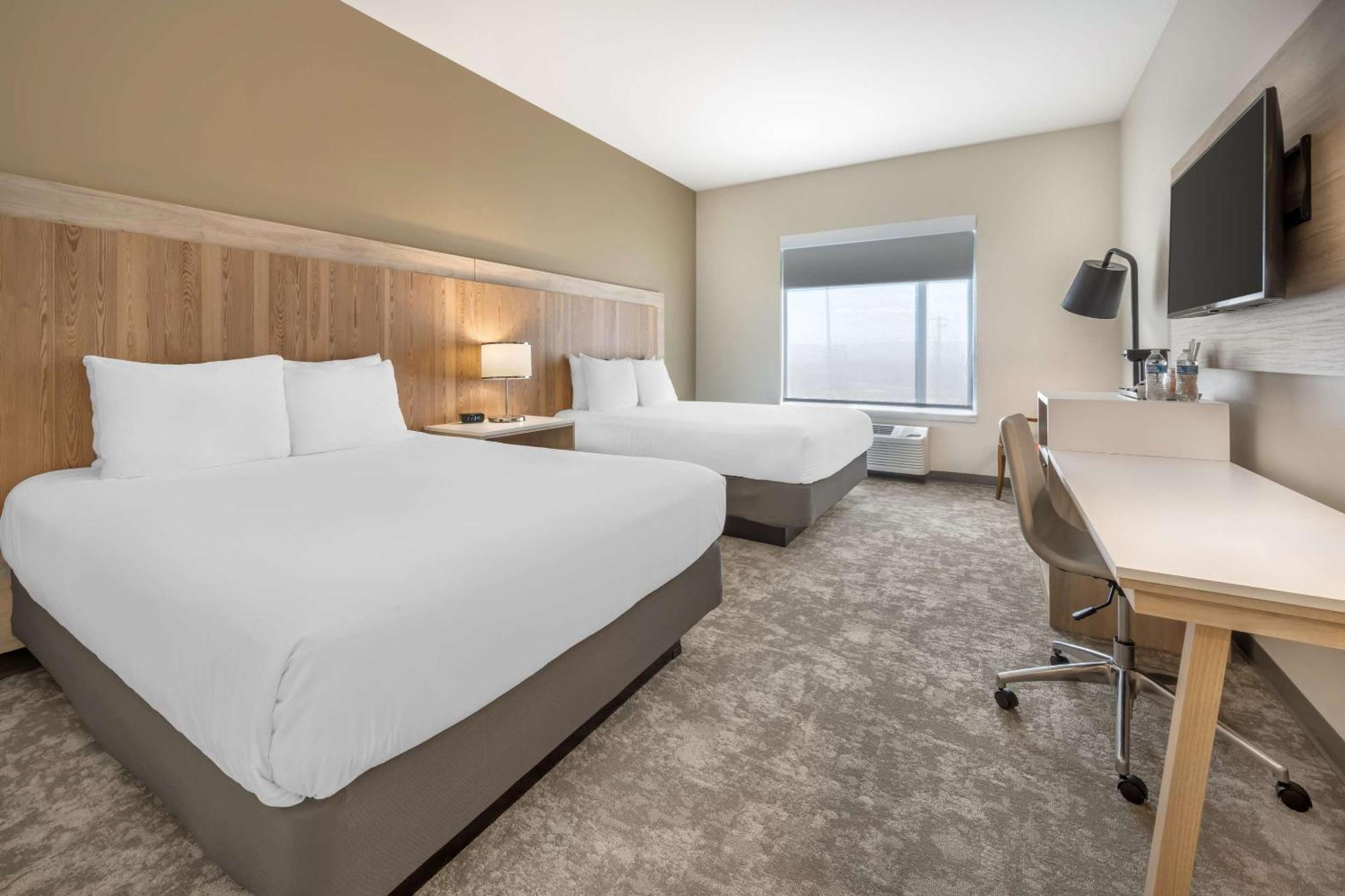 Radisson Hotel Pendleton Airport Екстериор снимка